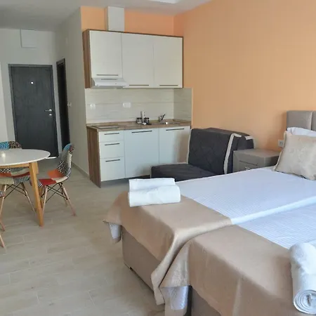 Helada Apartments Tivat Exterior photo