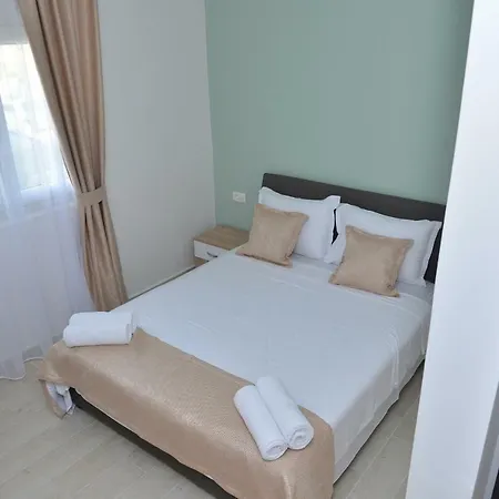 Helada Apartments Tivat Exterior photo